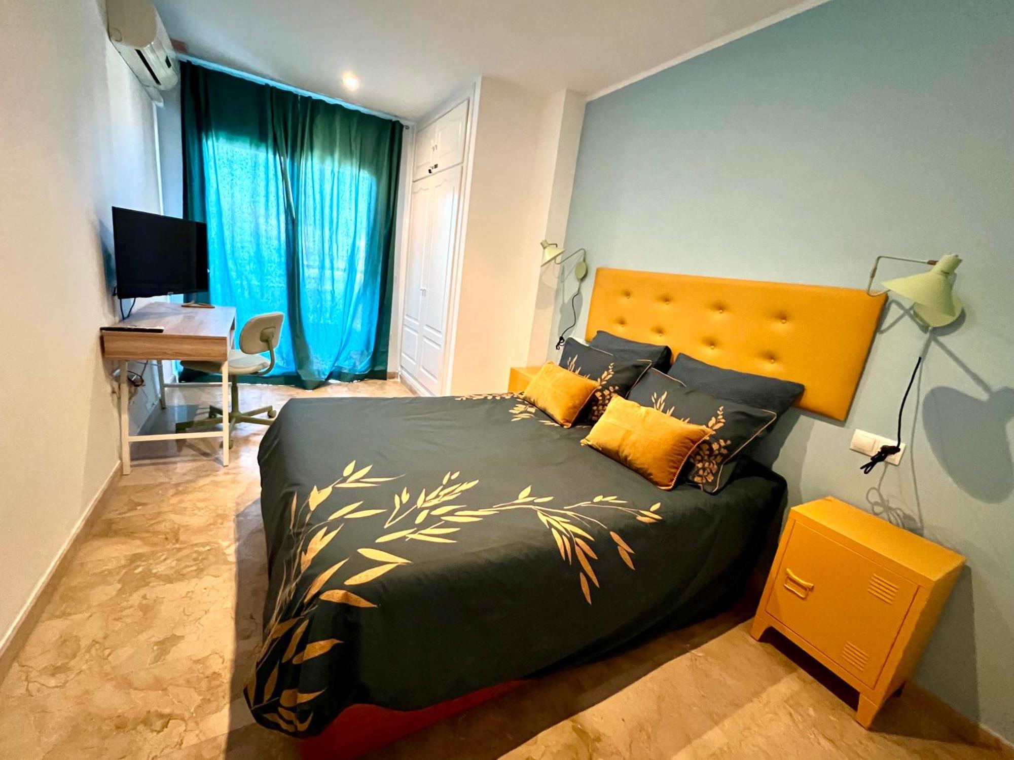 Leilighet Urban Retreat With Views & Terrace Málaga